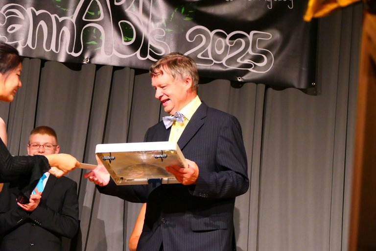 2025_Abiverabschiedung__46_.JPG 