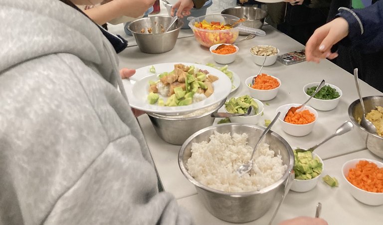 2025_01_Sushi_Bowls_und_Tiramisu__4_.jpg 