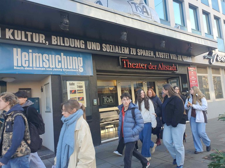 2026_01_Theater_Besuch_Stuttgart__4_.jpg 